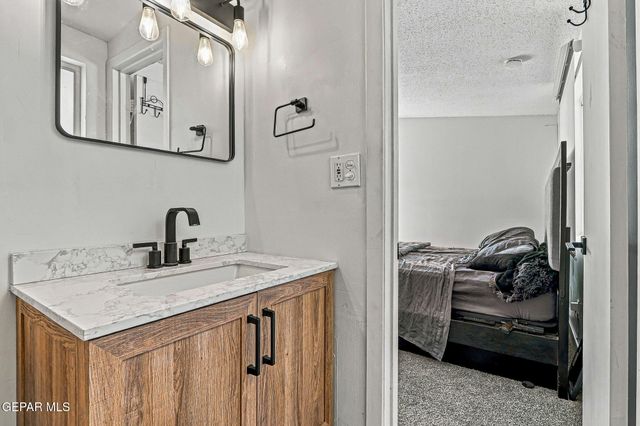 10705 SAIGON Drive, El Paso, TX 79925