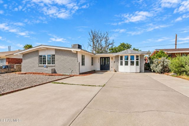 10705 SAIGON Drive, El Paso, TX 79925