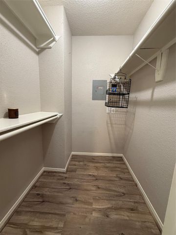 1880 White Oak Drive 182, Houston, TX 77009