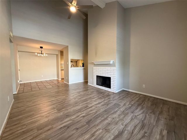 1880 White Oak Drive 182, Houston, TX 77009