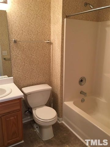 404 Commons Drive, Holly Springs, NC 27540