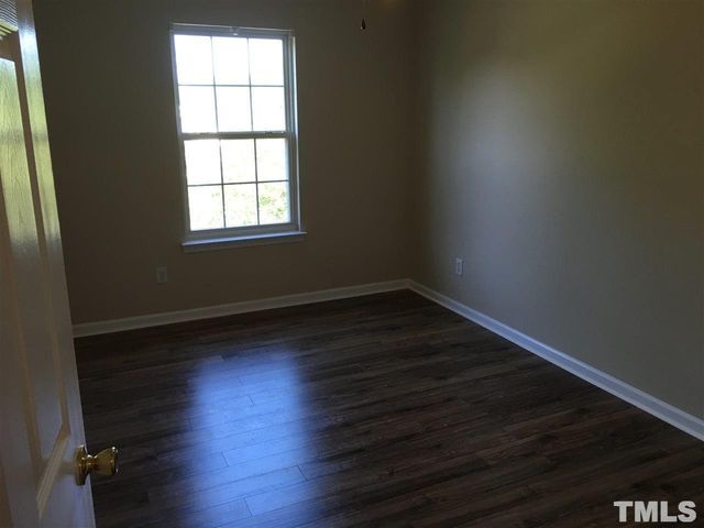 404 Commons Drive, Holly Springs, NC 27540