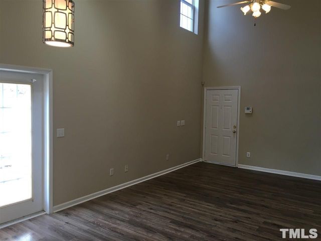 404 Commons Drive, Holly Springs, NC 27540