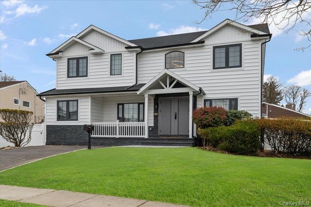 2 Elf Road, Syosset, NY 11791