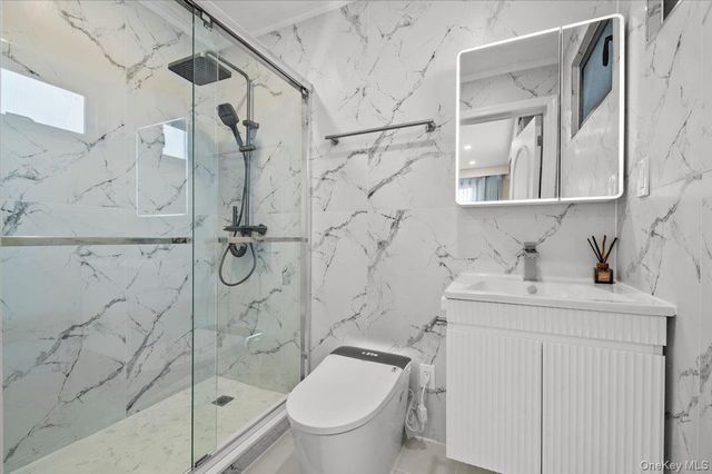 2 Elf Road, Syosset, NY 11791