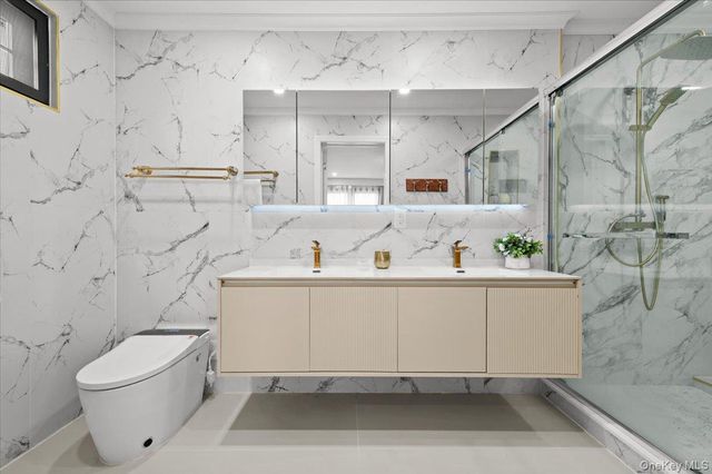 2 Elf Road, Syosset, NY 11791