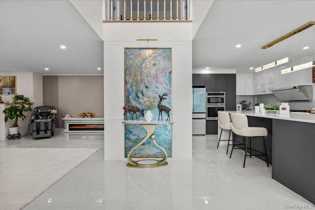 2 Elf Road, Syosset, NY 11791