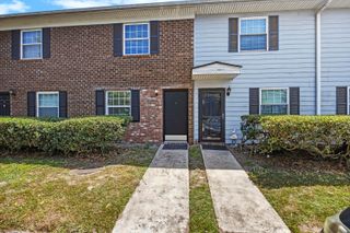 21 Rivers Point Row Apt 11b, Charleston, SC 29412
