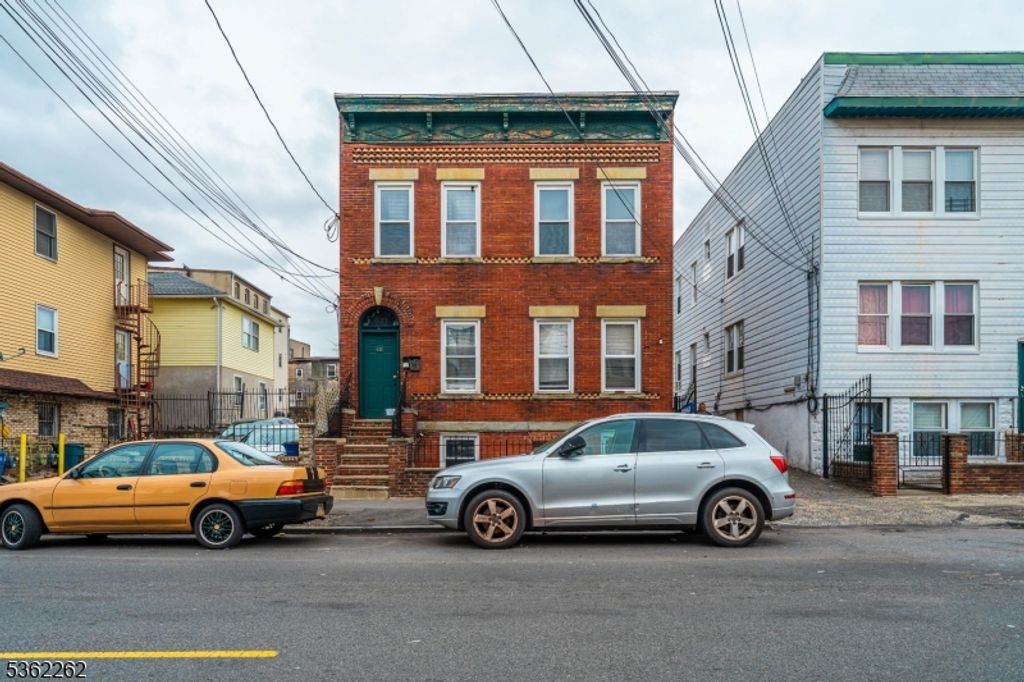639 N 8Th St, Newark City, NJ 07107