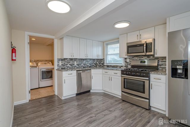 14 Elmer Avenue, Monroe, NJ 08831