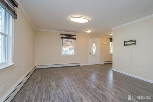 14 Elmer Avenue, Monroe, NJ 08831