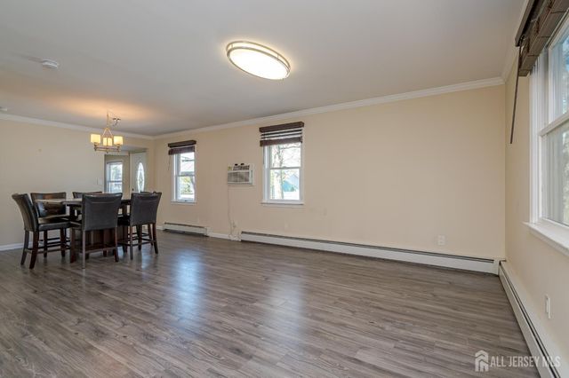 14 Elmer Avenue, Monroe, NJ 08831