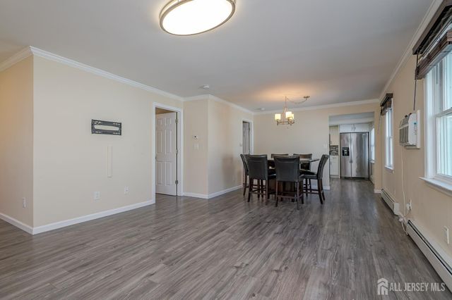 14 Elmer Avenue, Monroe, NJ 08831