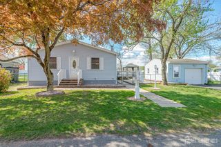 14 Elmer Avenue, Monroe, NJ 08831