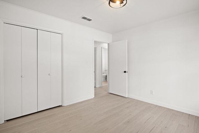 607 W Campbell, Linden, TX 75563