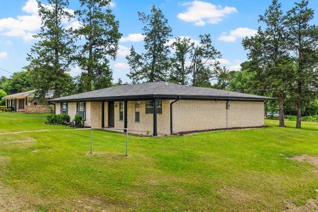607 W Campbell, Linden, TX 75563