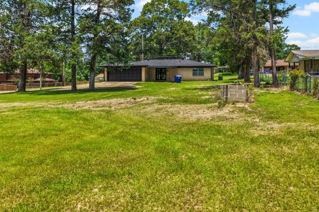 607 W Campbell, Linden, TX 75563
