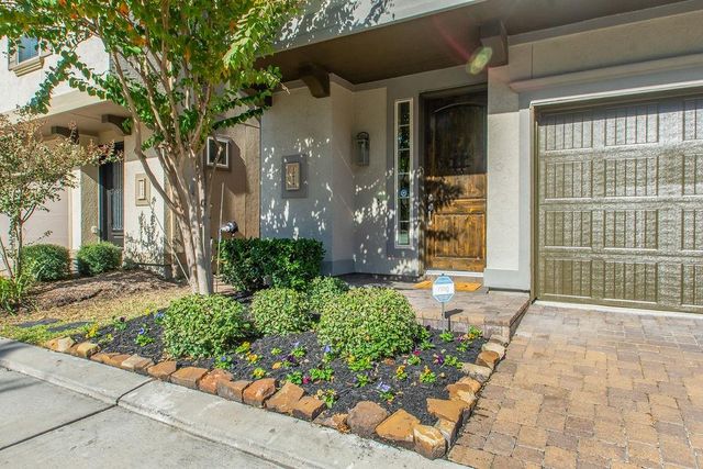 10616 Centre Shadows Drive, Houston, TX 77043