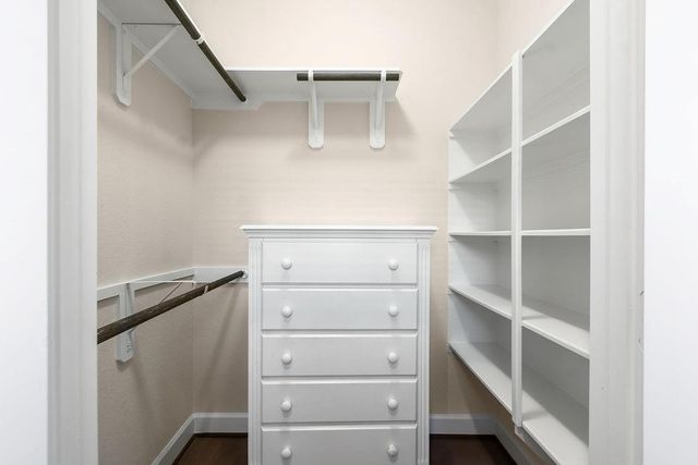 10616 Centre Shadows Drive, Houston, TX 77043