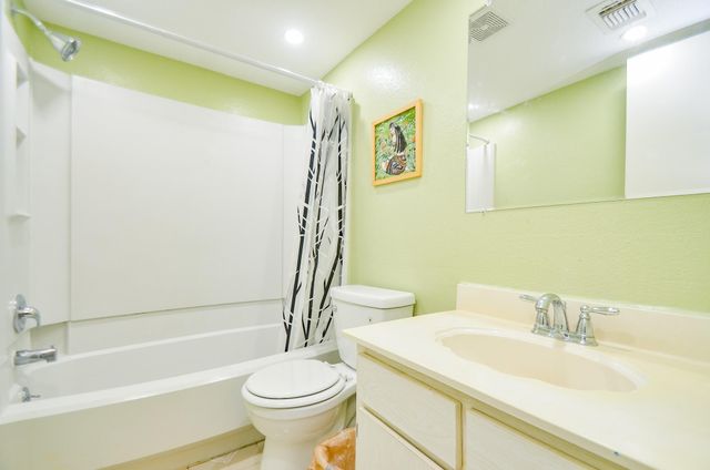 6211 Ludington Drive 21-909, Houston, TX 77035