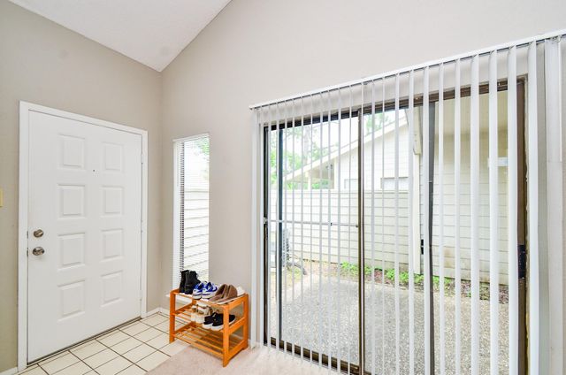 6211 Ludington Drive 21-909, Houston, TX 77035