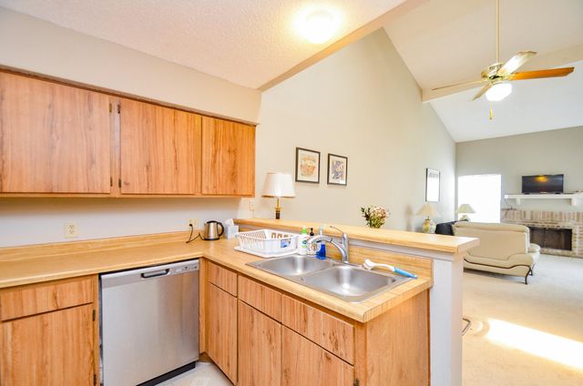 6211 Ludington Drive 21-909, Houston, TX 77035