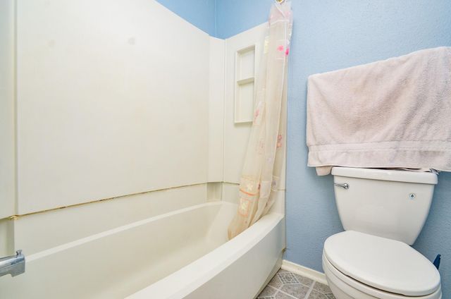6211 Ludington Drive 21-909, Houston, TX 77035