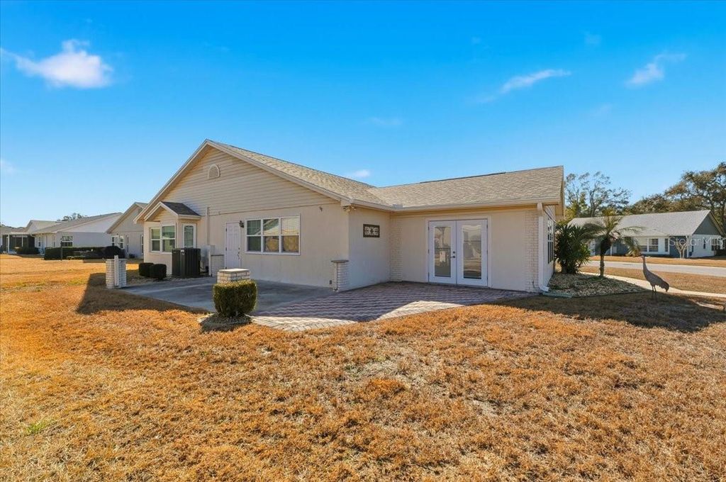 Image 11 of property listing at 6140 SEAGULL LANE, Lakeland, FL 33809