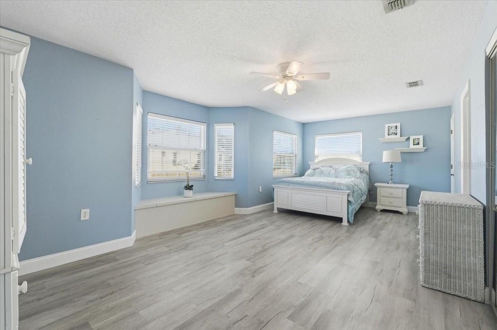 Image 14 of property listing at 6140 SEAGULL LANE, Lakeland, FL 33809