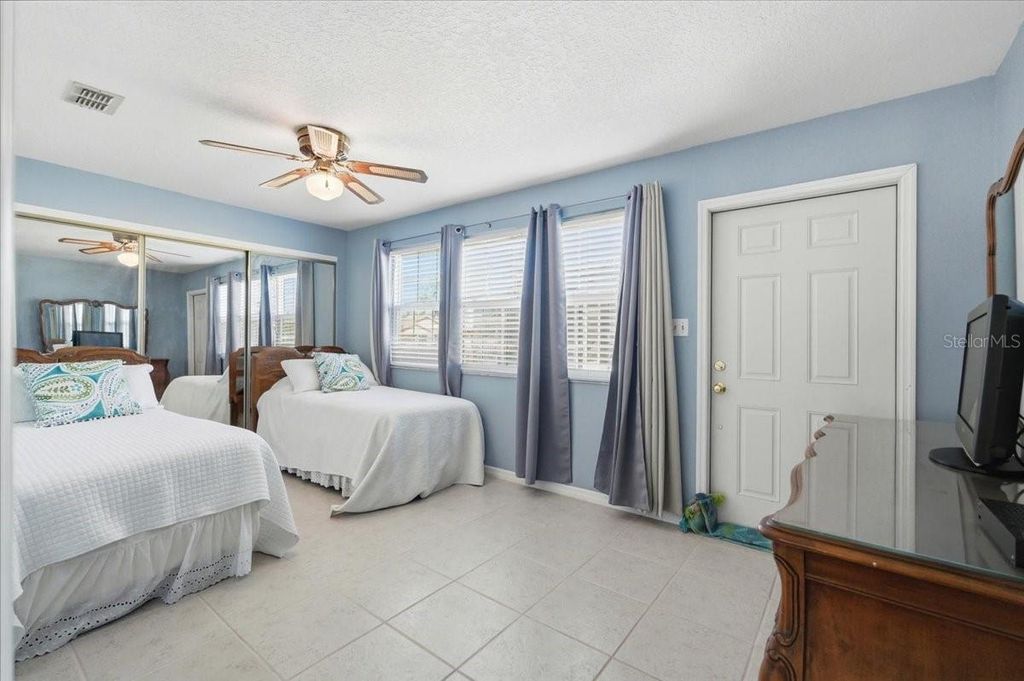 Image 23 of property listing at 6140 SEAGULL LANE, Lakeland, FL 33809