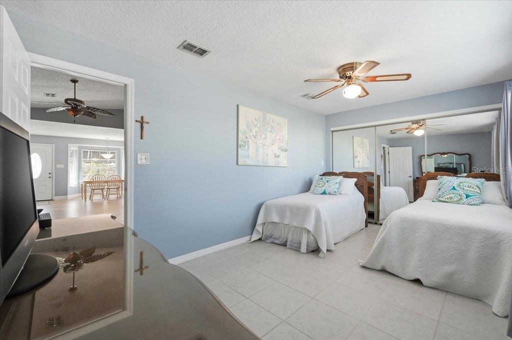 Image 24 of property listing at 6140 SEAGULL LANE, Lakeland, FL 33809