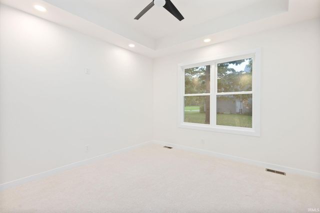 51617 Prescott Avenue, South Bend, IN 46637