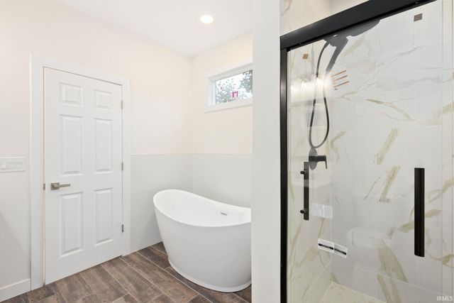51617 Prescott Avenue, South Bend, IN 46637