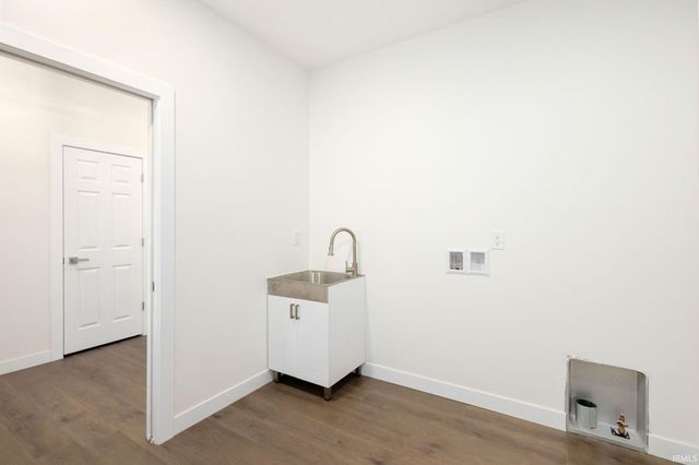 51617 Prescott Avenue, South Bend, IN 46637