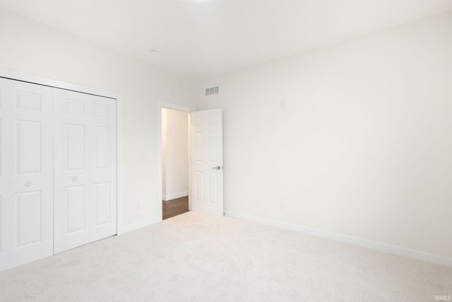 51617 Prescott Avenue, South Bend, IN 46637