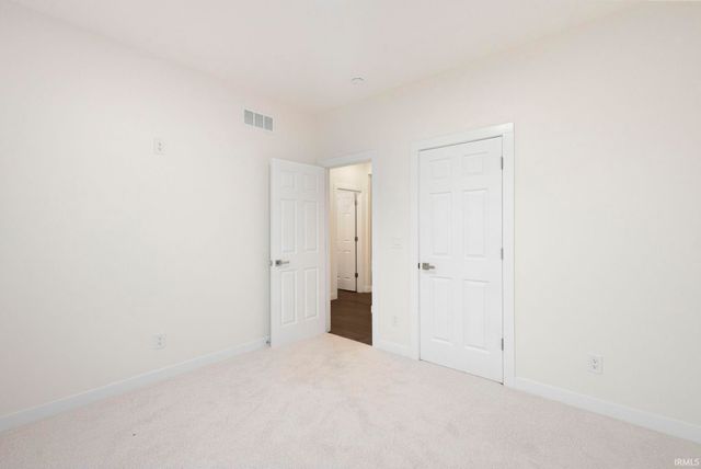 51617 Prescott Avenue, South Bend, IN 46637