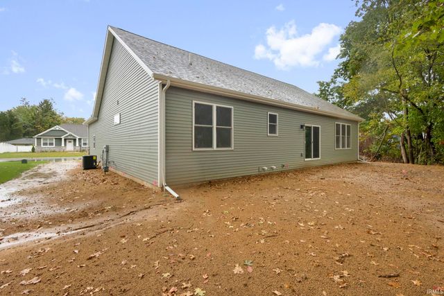 51617 Prescott Avenue, South Bend, IN 46637