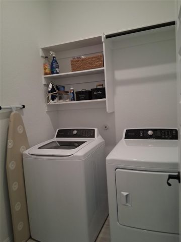 2916 Youngwood ST, Leander, TX 78641