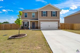 238 Isabella Way, Byron, GA 31008
