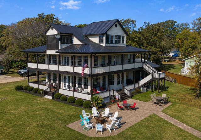 106 Jim Street, Gun Barrel City, TX 75156