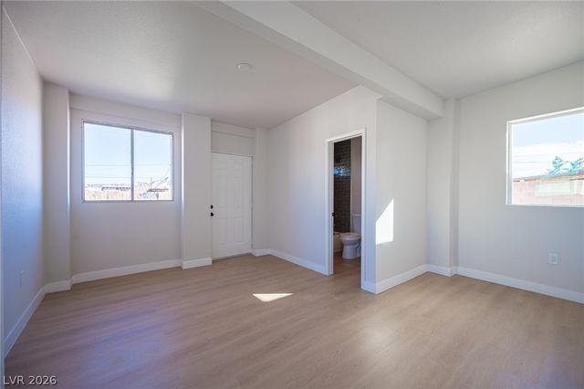 2506 North Gateway Road, Las Vegas, NV 89115