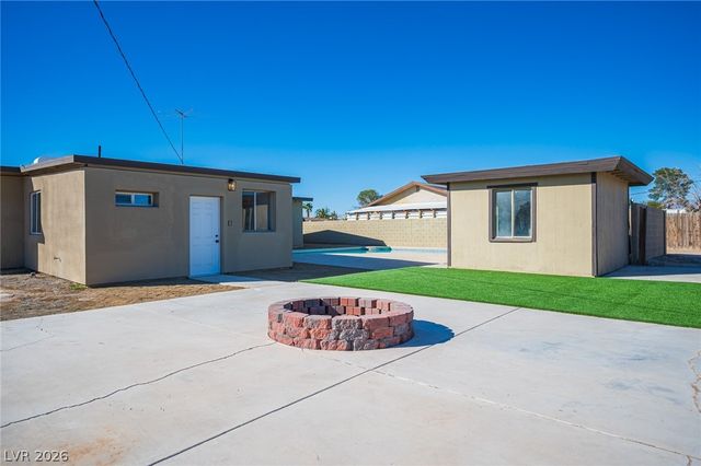 2506 North Gateway Road, Las Vegas, NV 89115