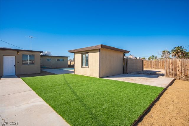 2506 North Gateway Road, Las Vegas, NV 89115