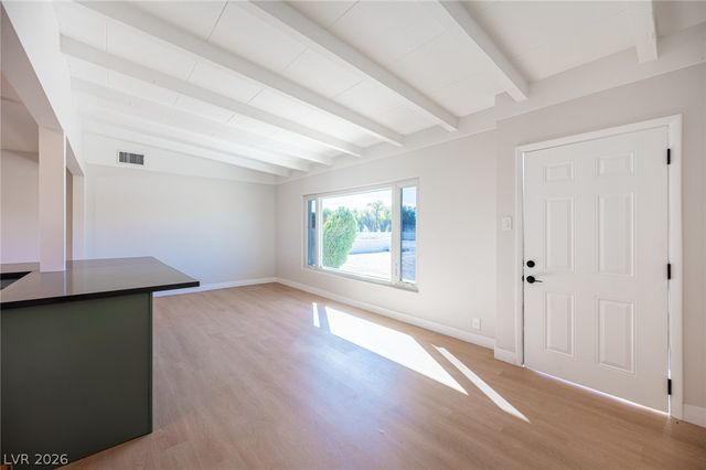 2506 North Gateway Road, Las Vegas, NV 89115