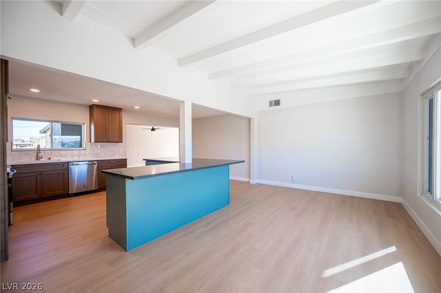 2506 North Gateway Road, Las Vegas, NV 89115