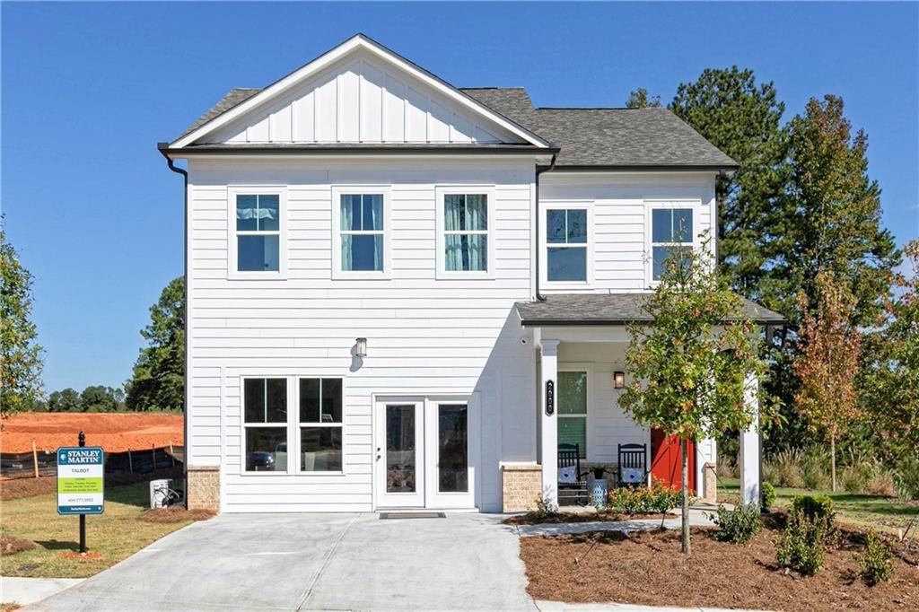 4365 Buttonwood Lane, Lilburn, GA 30047