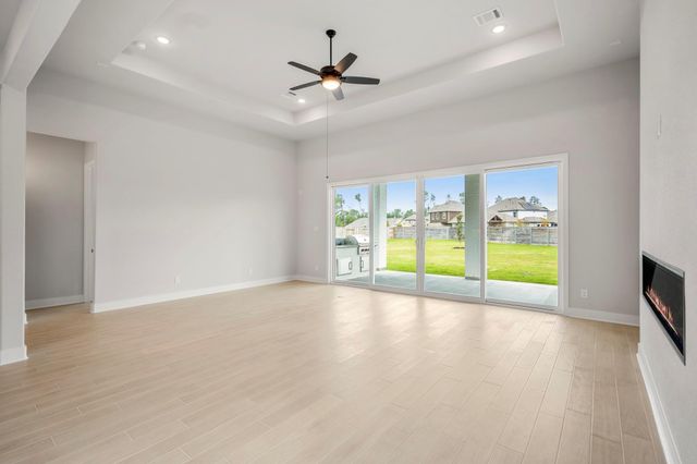 17307 Sunflower Petals Trail, Conroe, TX 77302