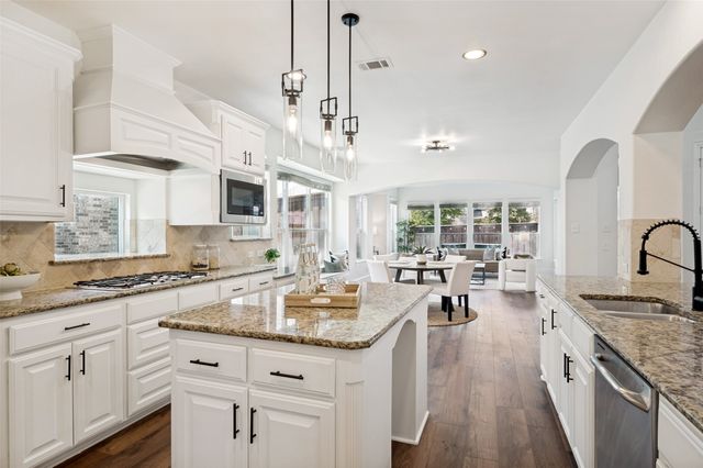 10432 Bartlett Drive, Frisco, TX 75035