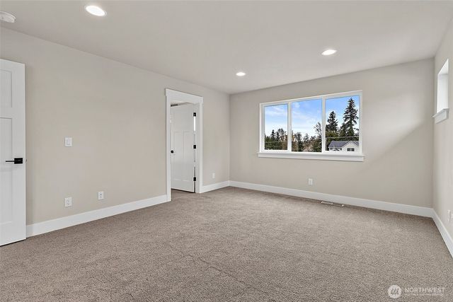 14307 SE 284th Place, Kent, WA 98042