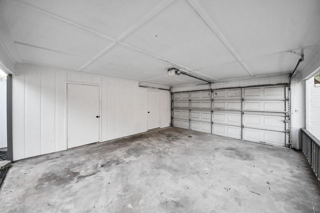 10915 Berry Tree Drive, Houston, TX 77064